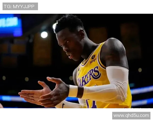 丹尼斯施罗德:从德国篮球新星到NBA赛场的闪耀之路 丹尼斯施罗德:从德国篮球新星到NBA赛场的闪耀之路