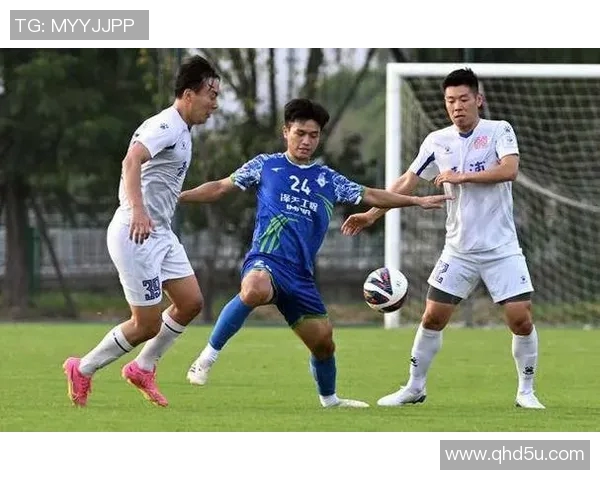 支云与申鑫的精彩对决展现足球魅力与团队精神的较量 支云与申鑫的精彩对决展现足球魅力与团队精神的较量