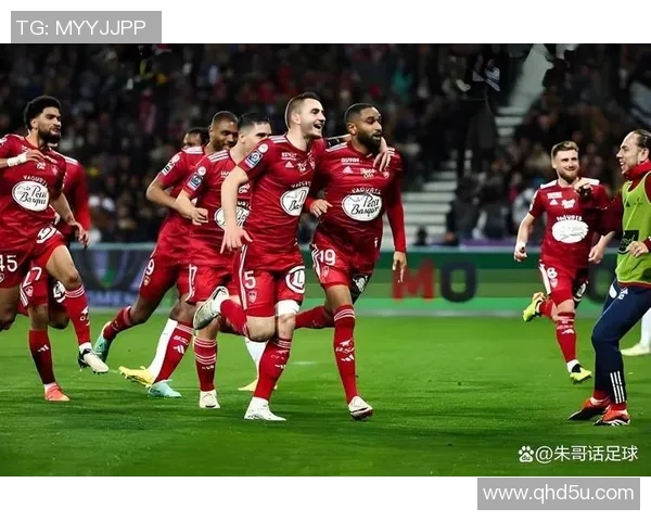 斯特拉斯与梅斯激战正酣谁能在法甲赛场上笑到最后