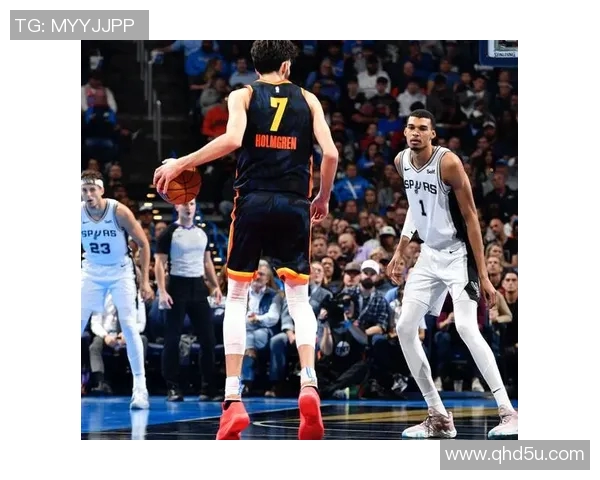 NBA马刺与雷霆第六场激战回顾球员表现与战术分析