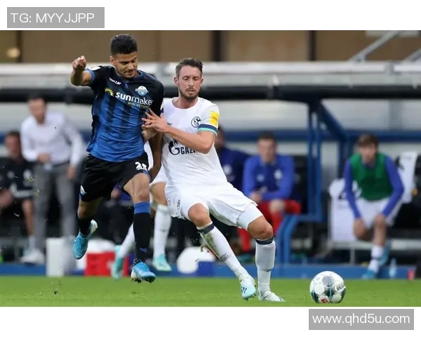 帕德伯恩与圣保利的激烈对决揭示德乙联赛新动态与战术博弈